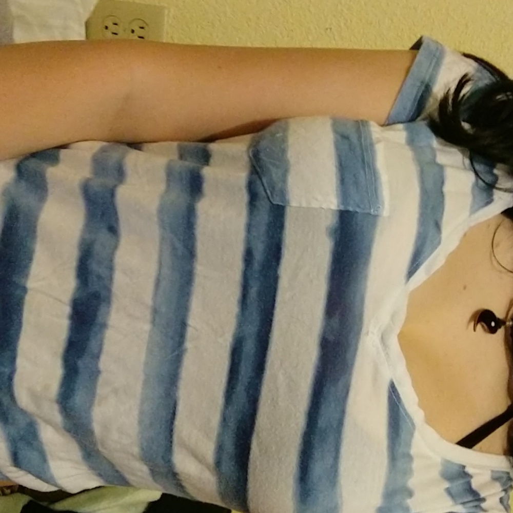 Striped pocket T-shirt